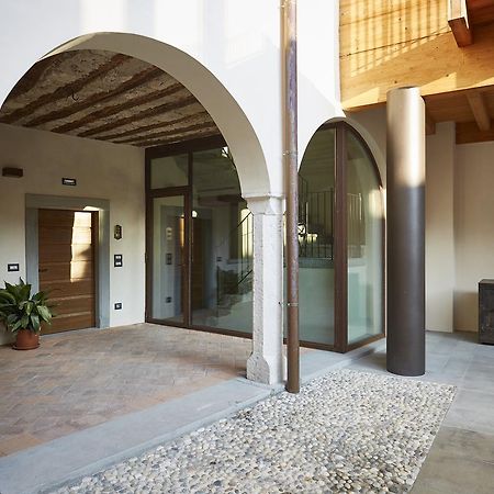 Bed and Breakfast Palazzo Eleonora Monasterolo del Castello Экстерьер фото