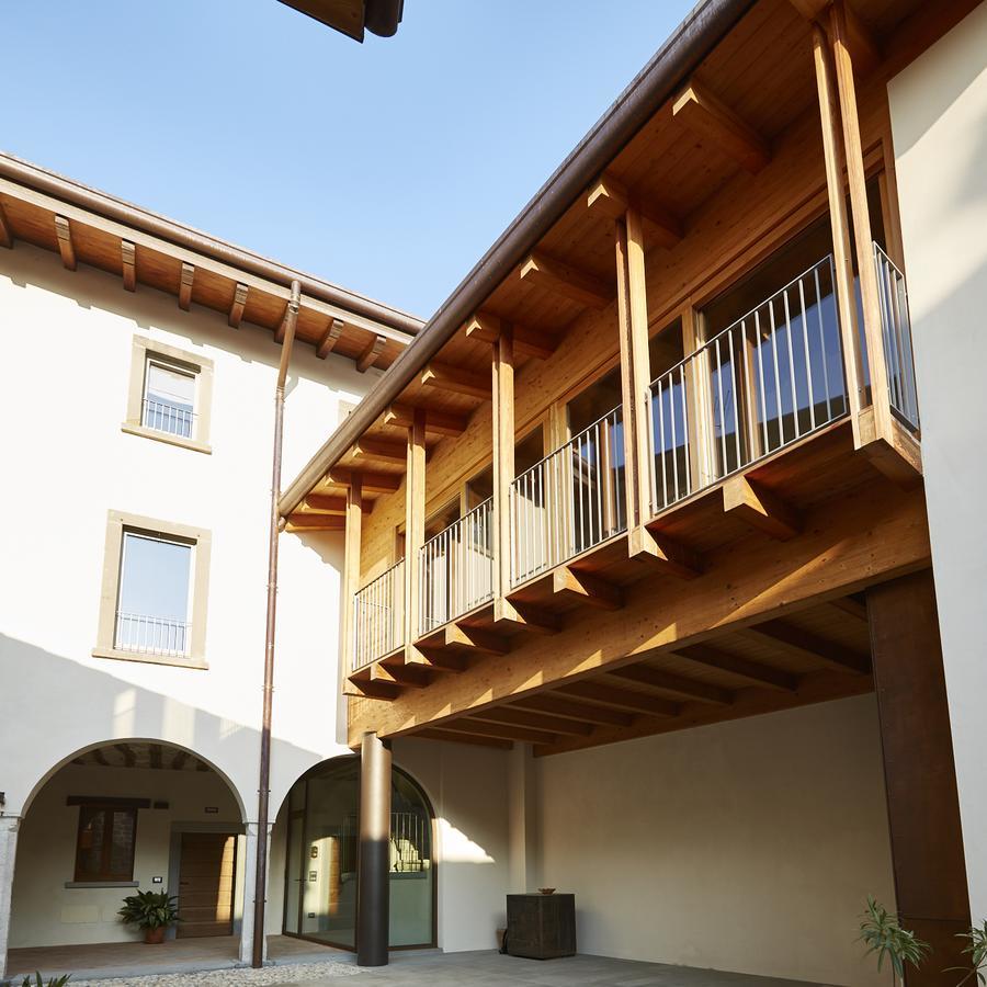 Bed and Breakfast Palazzo Eleonora Monasterolo del Castello Экстерьер фото