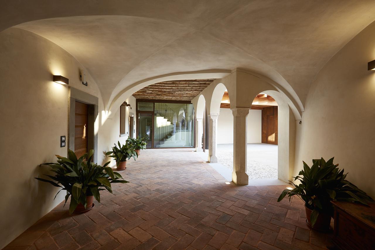 Bed and Breakfast Palazzo Eleonora Monasterolo del Castello Экстерьер фото