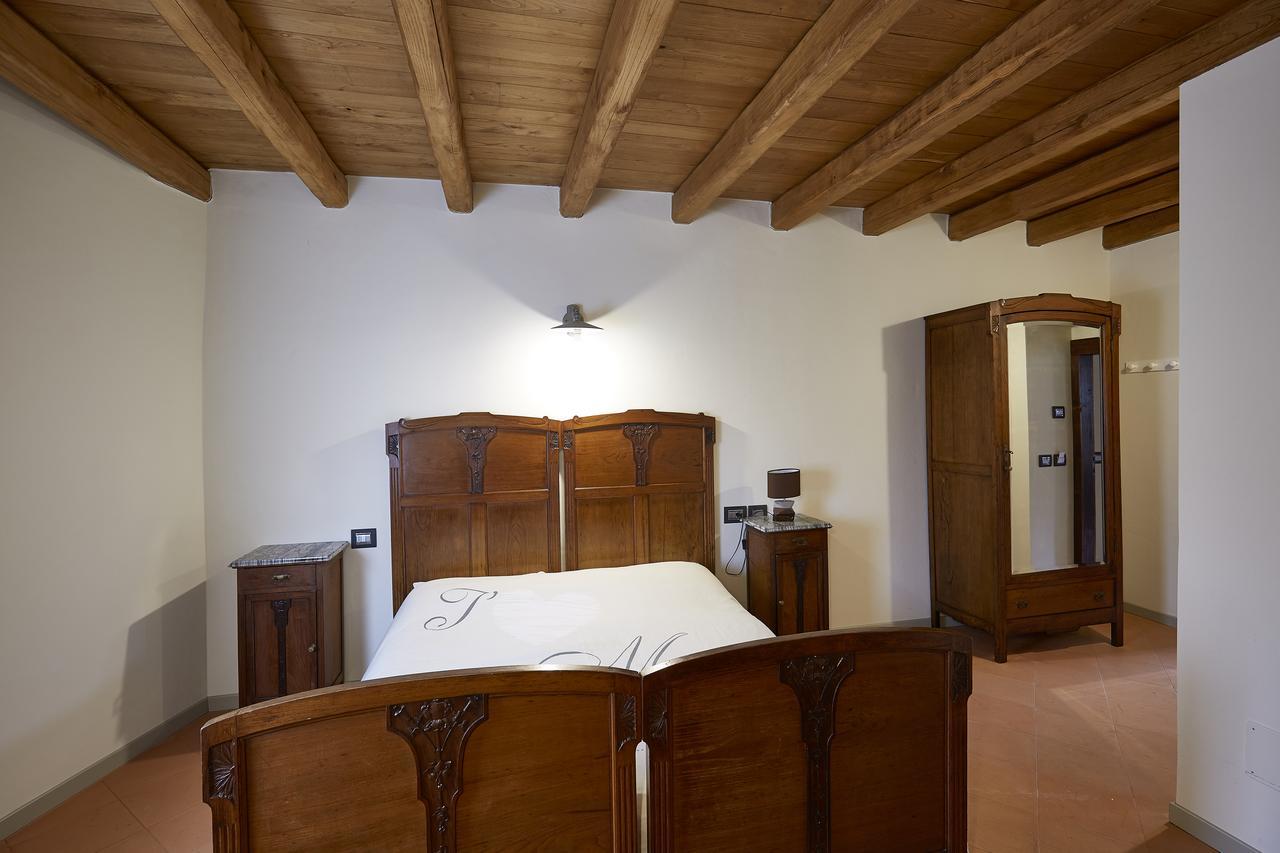 Bed and Breakfast Palazzo Eleonora Monasterolo del Castello Экстерьер фото